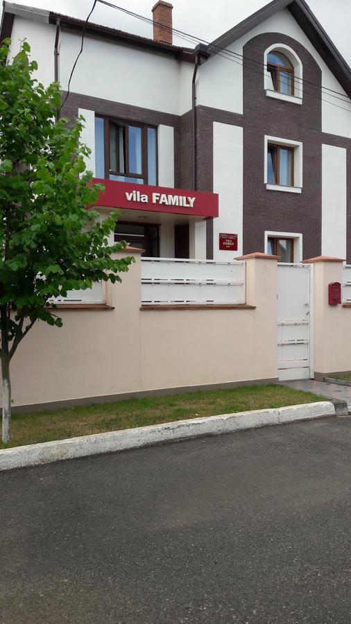 Vila Family Otel Cricova Dış mekan fotoğraf